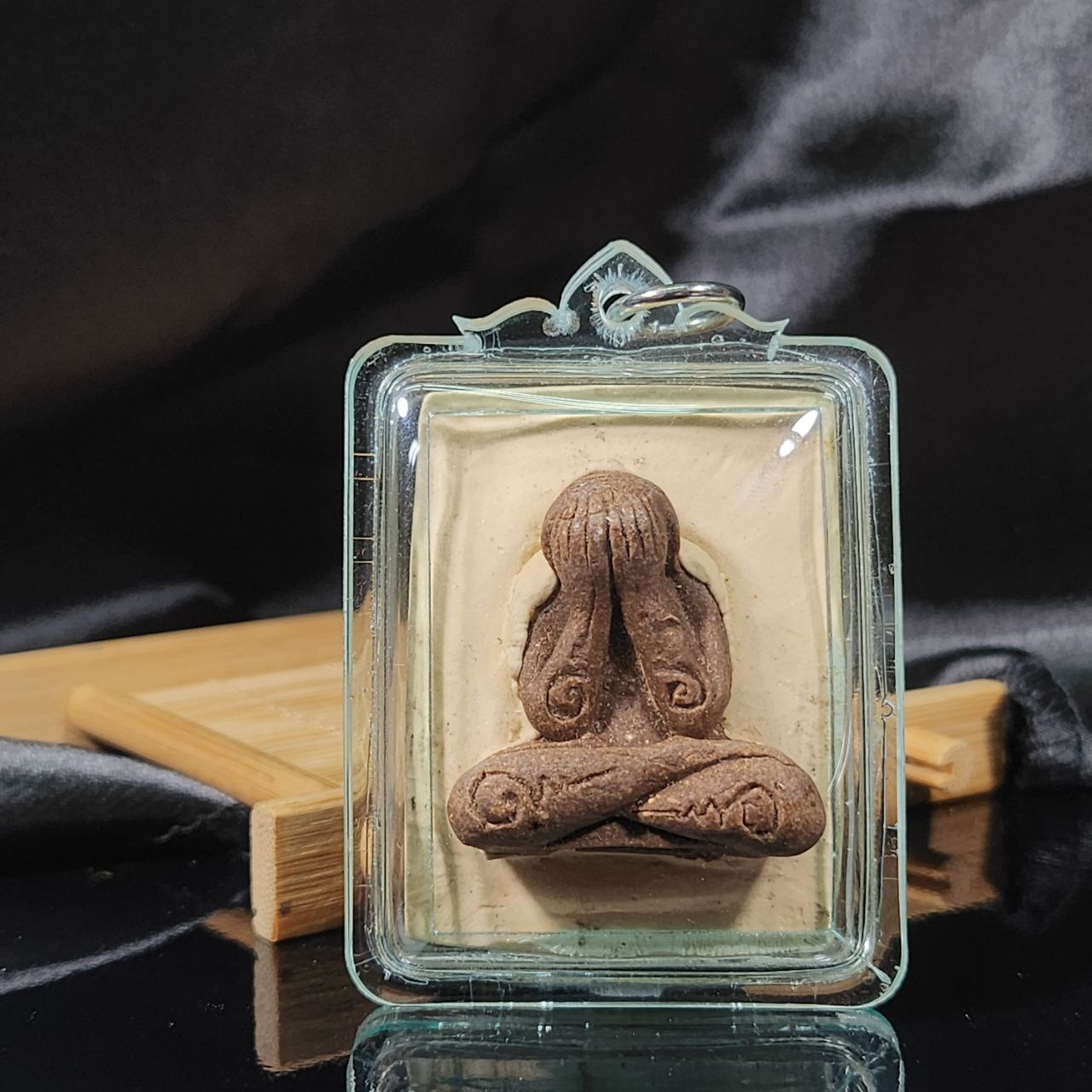 Jin Thai Fo Pai - LP LOY必打背部师傅自身 (红底)