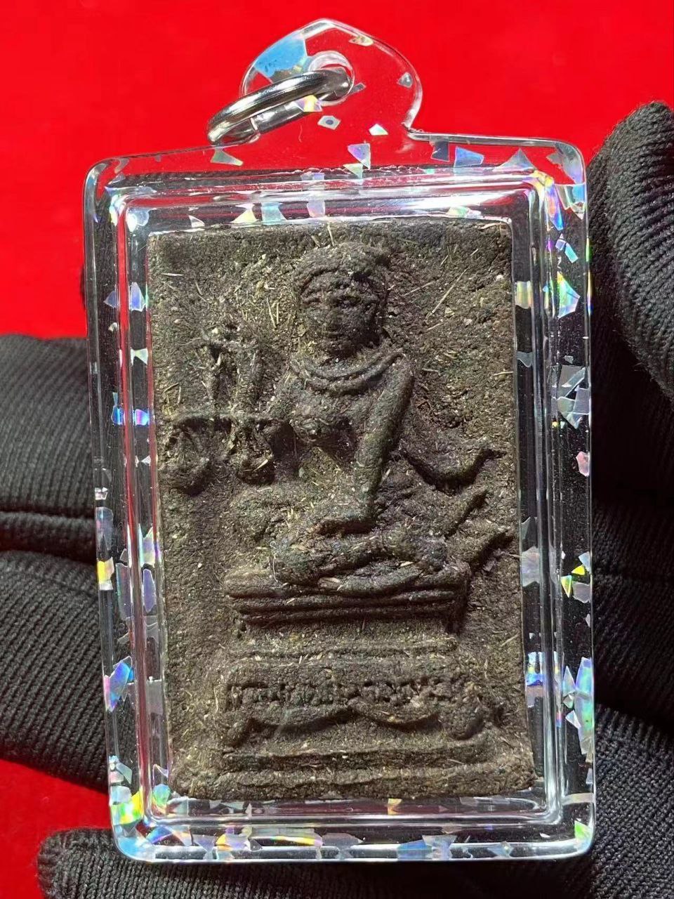 Jin Thai Fo Pai - 阿赞拜 柬埔寨招财女神咩囊毛 （3号版本 - 背部有吉祥鲤鱼、百年鼓皮和招财符管）
