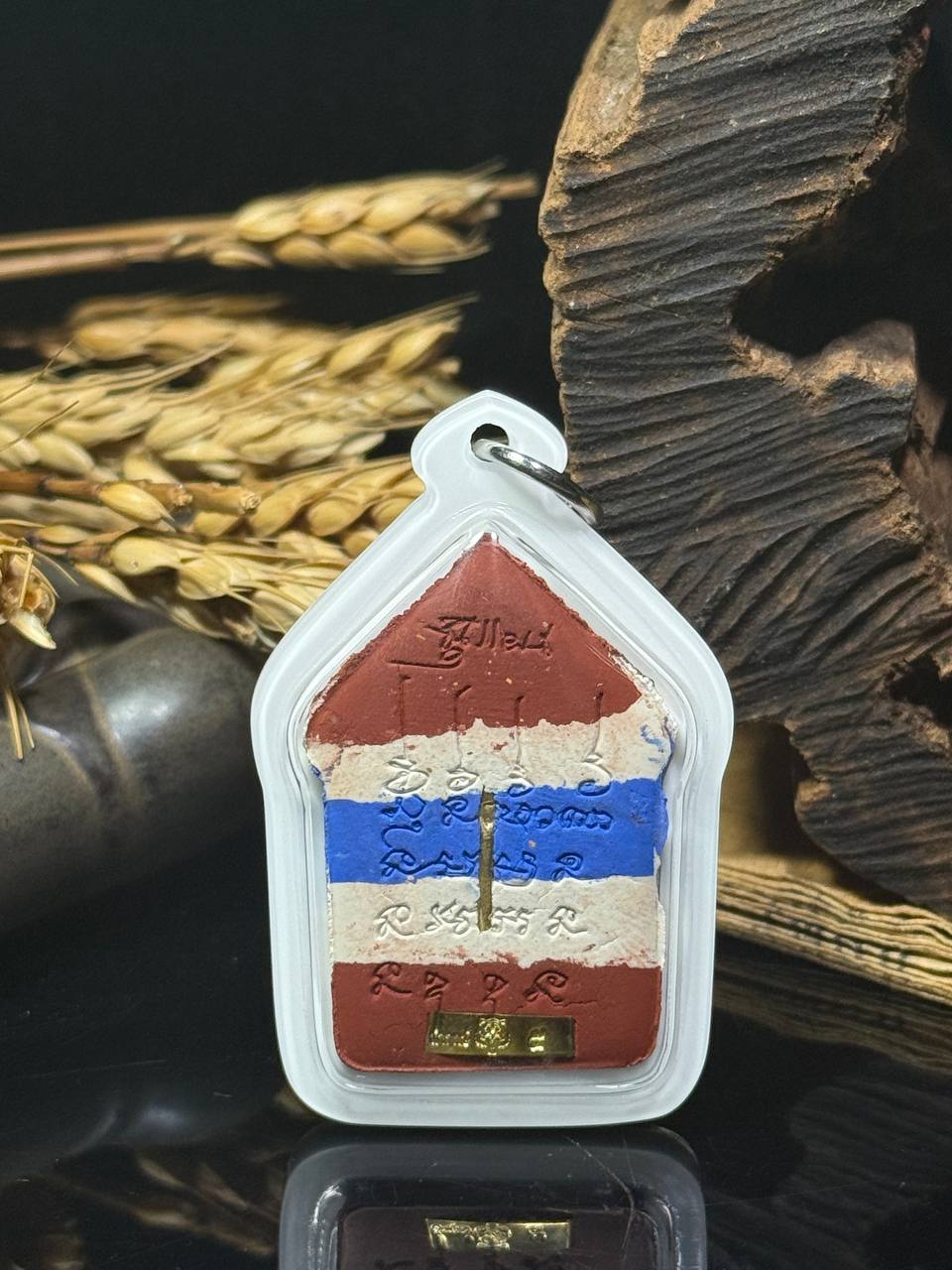 黎逸府Wat Ban Non Duea寺著名师父龙婆玛哈西拉（LP Mahasila）与阿赞布（Phra Ajarn Pu）联手督造【坤平吃睡虎 Phra Khun Phaen Suea Non Kin Model（高级Nam Lerk版）】现物实拍 | Jin Thai Fo Pai