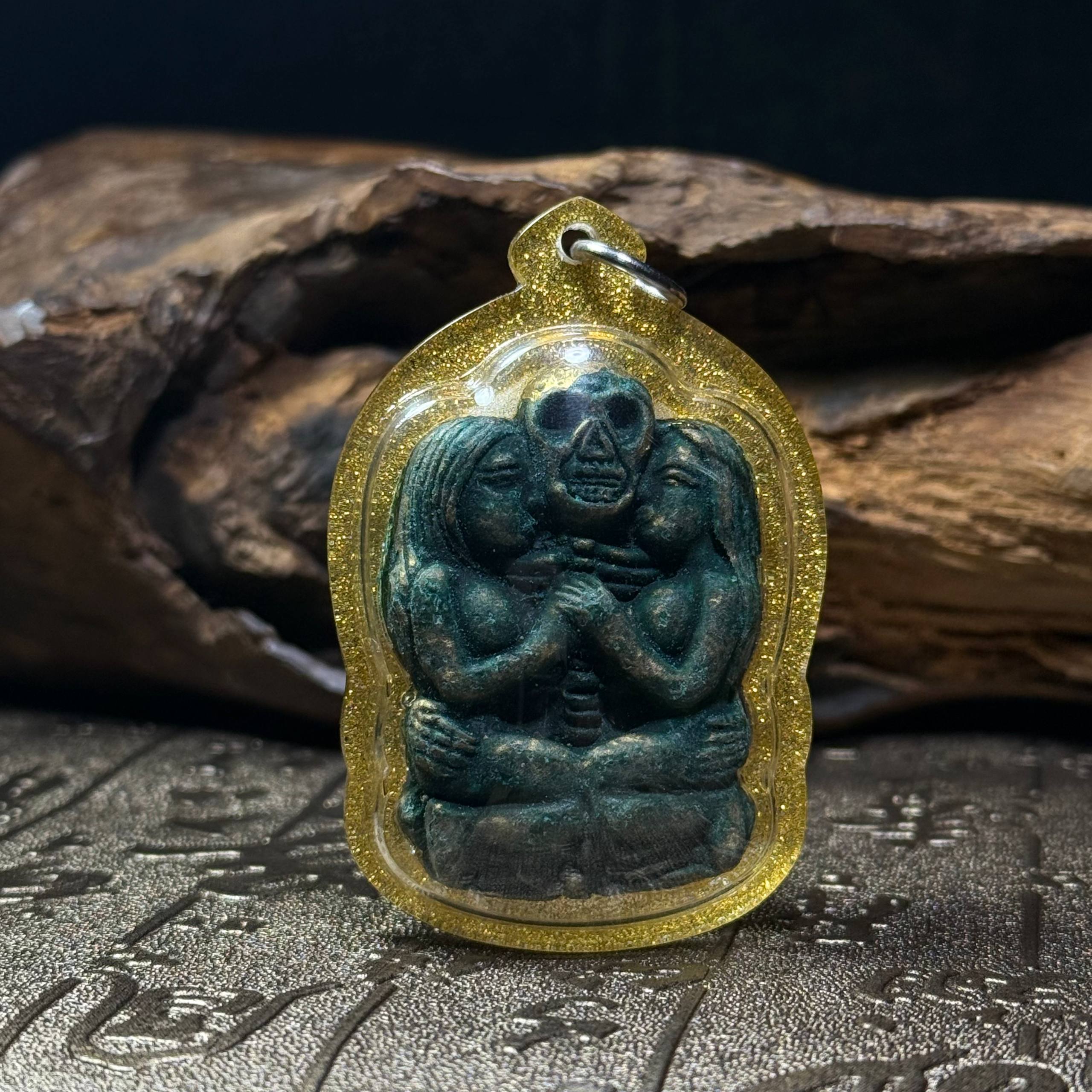 阿赞 Daeng｜早期猛货款 坤平·背后多妻派烫 | Jin Thai Fo Pai